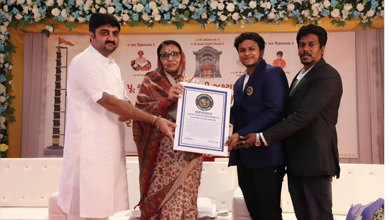 World Record Paliyad Dhwaja Stambha's 84-Foot Flagpole with Elevator