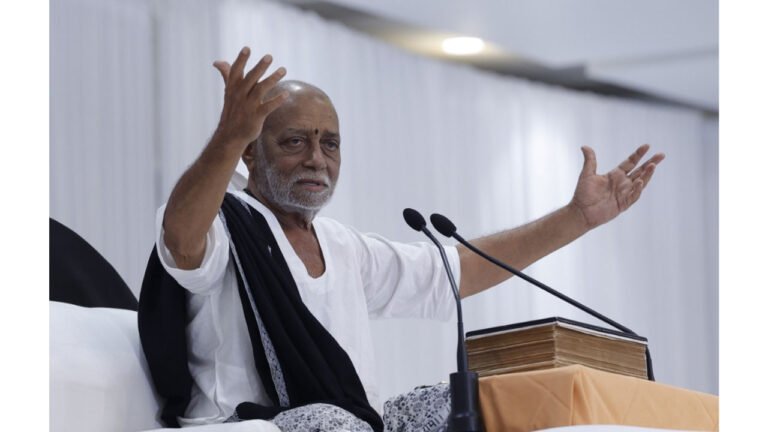 Morari Bapu says bhajan is not a path, but the destination