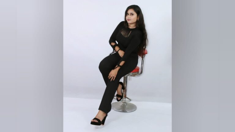 Supermodel Sejal Ratnakar Redefines Global Fashion: Indian Supermodel Takes Center Stage in Vipin Agnihotri project