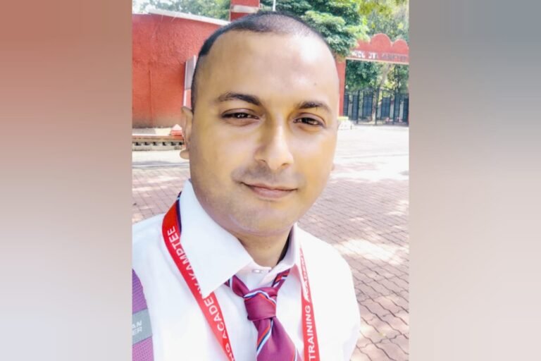IFF honors Mr. Satyaki Banerjee with the prestigious title of “Best Teacher of the Year 2025″