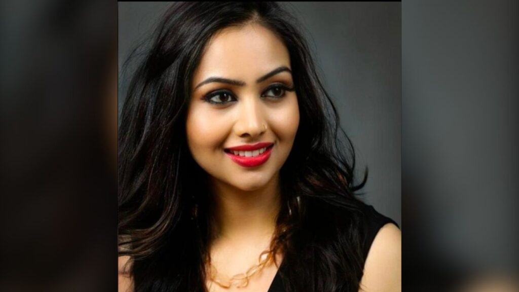 Priyanka-Mishra-A-Rising-Star-in-the-Fashion-Influencer-Sphere